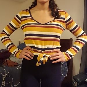 Long sleeve crop top